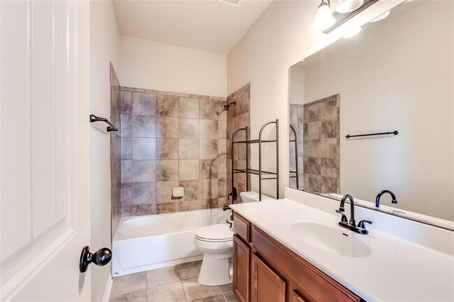 Building Photo - 11300 Cherisse Dr