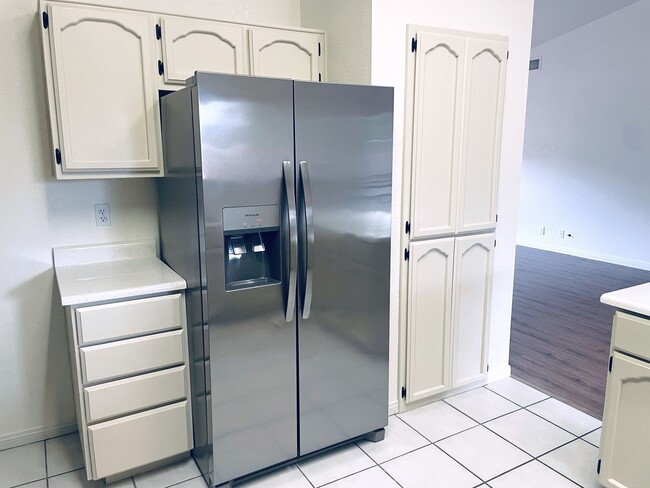 Building Photo - HOUSE - RED ROCK VIEWS - VILLAGE OF OAK CREEK