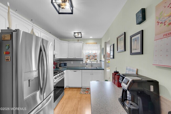 Building Photo - 310 Maryland Ave