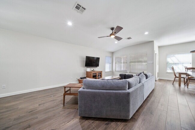 Building Photo - 8809 Corran Ferry Dr