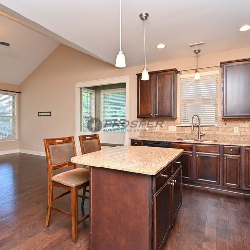 Building Photo - 709 Ravel Ct