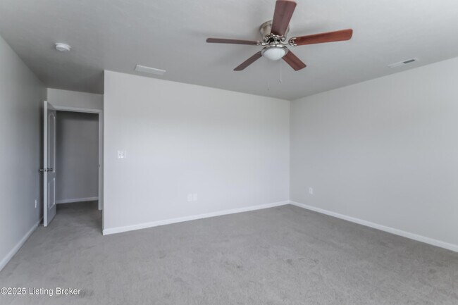 Building Photo - 6787 Brittany Oak Dr