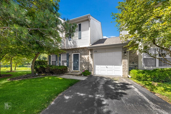 Primary Photo - 1170 N Nature Ct