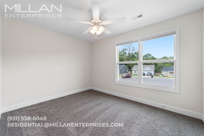 Building Photo - Spacious & Updated 3/2.5 Home Near Fort Ca...