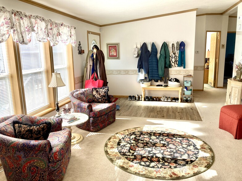 Livingroom - 45 Abbott St