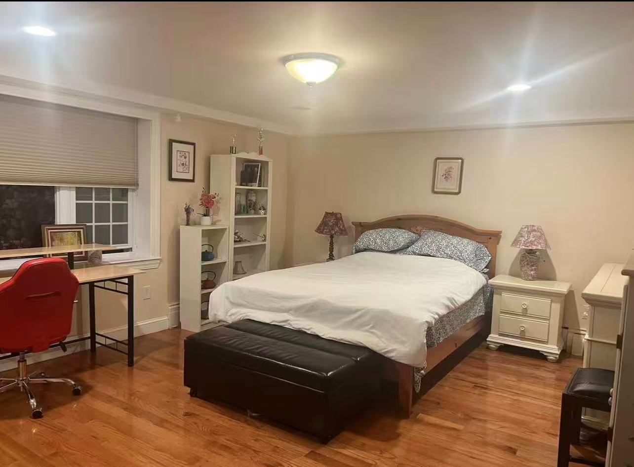 Building Photo - 39 Drabbington Way