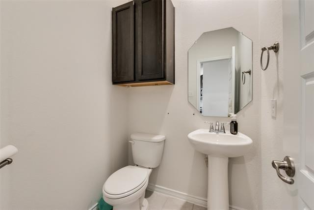 Building Photo - 2412 Eureka Wy