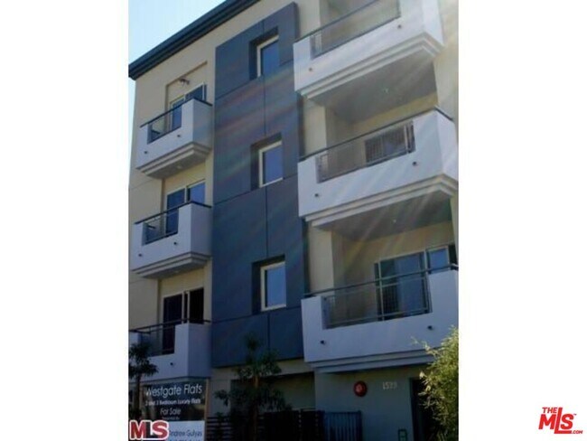 Building Photo - 1529 S Westgate Ave