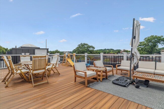 Building Photo - 6 Alton Ct