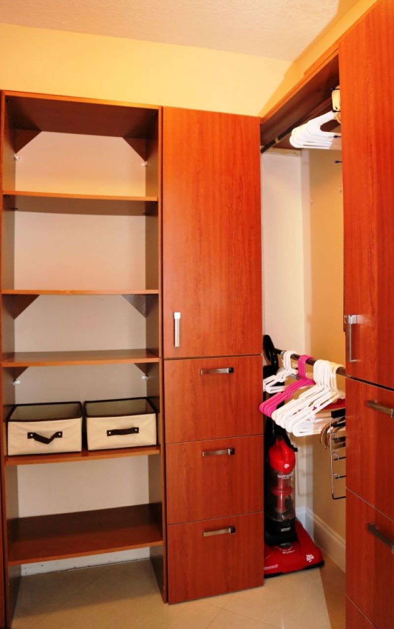 Walk-in closet - 16699 Collins Ave