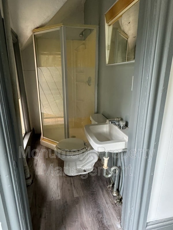 Building Photo - 126 N Orchard St