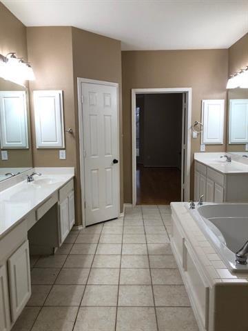 Building Photo - 1414 Constellation Dr