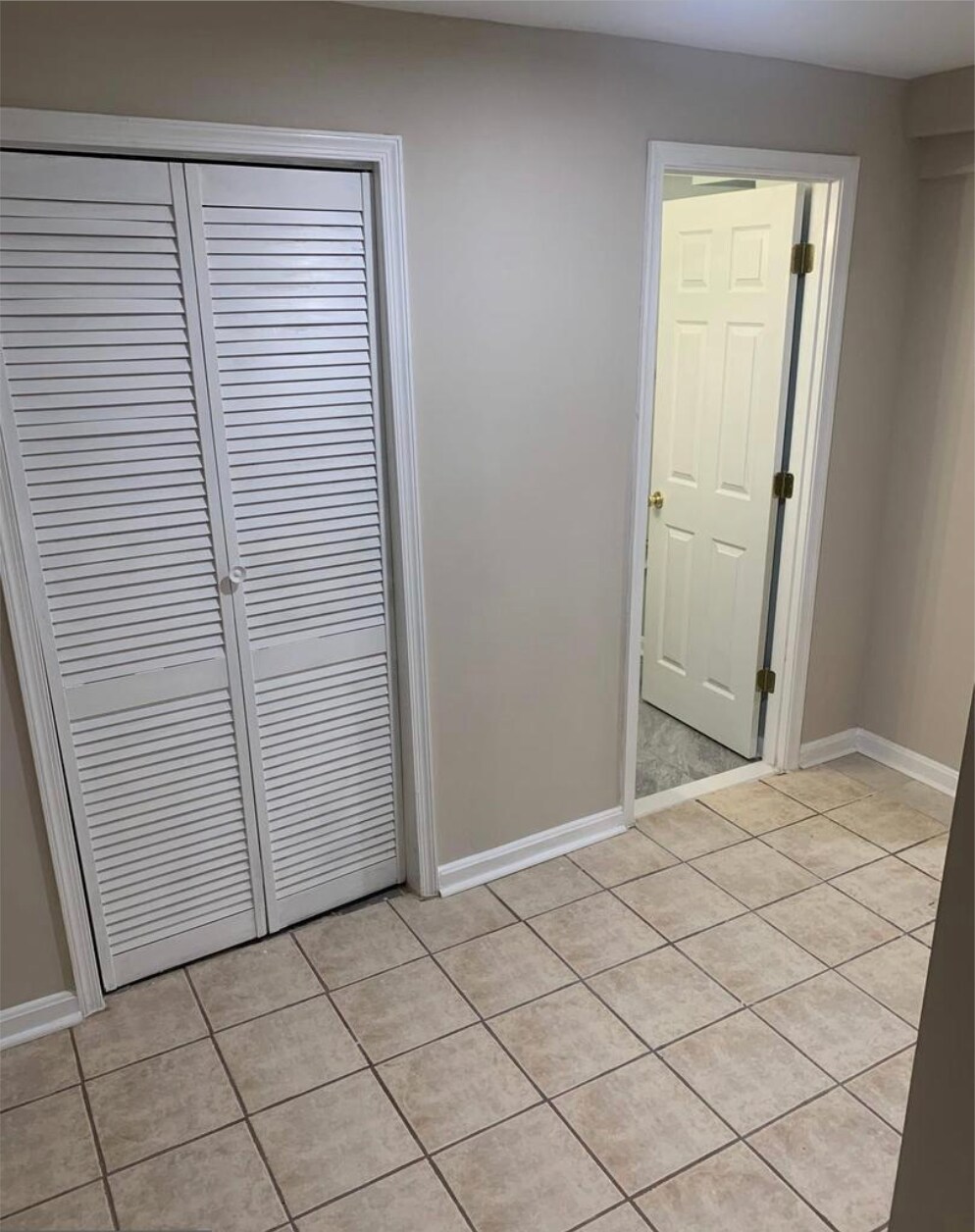 Building Photo - 40 Tanterra Dr