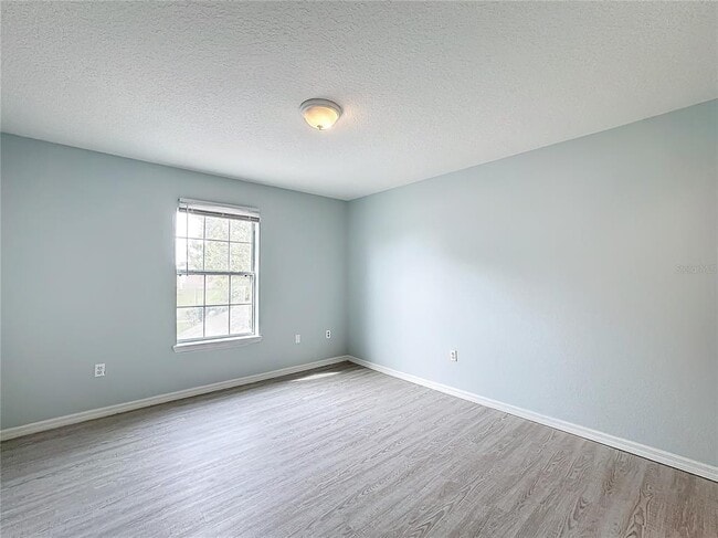 Building Photo - 249 Royal Palm Dr