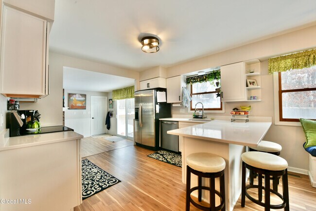 Building Photo - 9 Bell Flower Rd