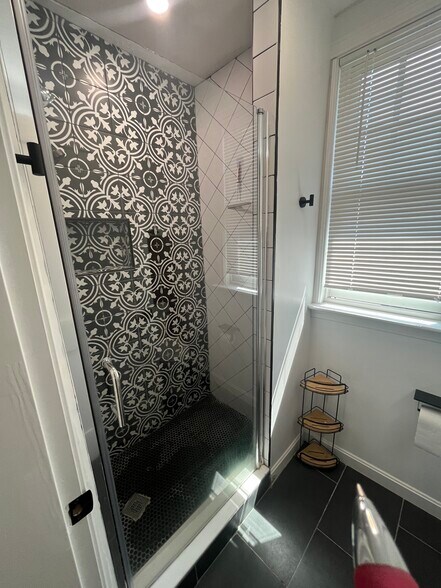 Bedroom 1 Bath - 1 Chester Park