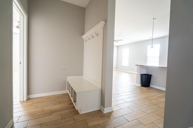 Building Photo - 2713 Scarecrow Way