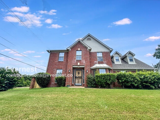 Primary Photo - 5240 Shady Ridge Dr
