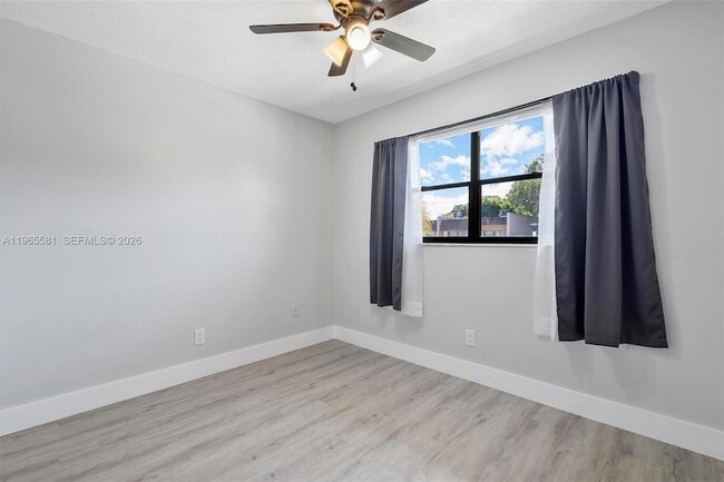 Building Photo - 48 Matador Ln