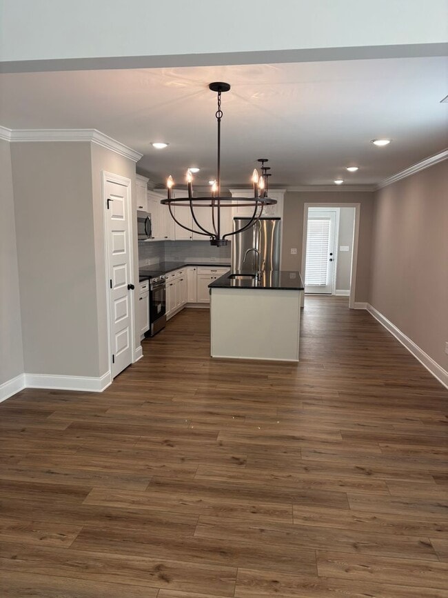 Building Photo - Modern Rental Home | Designed for Real Living