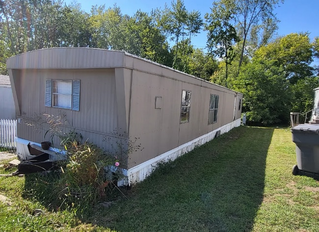 Building Photo - 2175 E Main St