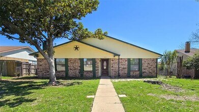 Building Photo - 1526 Toyah Creek Ln
