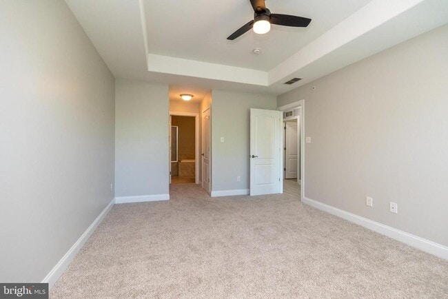 Building Photo - 3216 Brookside Dr