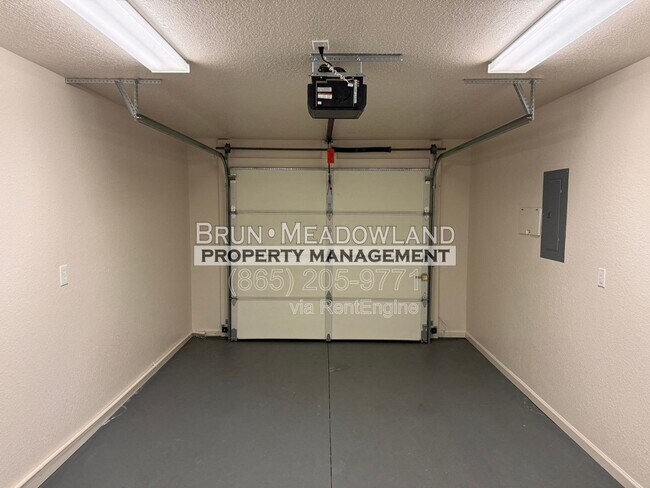 Building Photo - 2319 Talbott Way