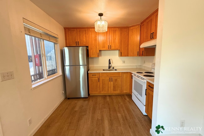 Building Photo - 240 San Diego Ave