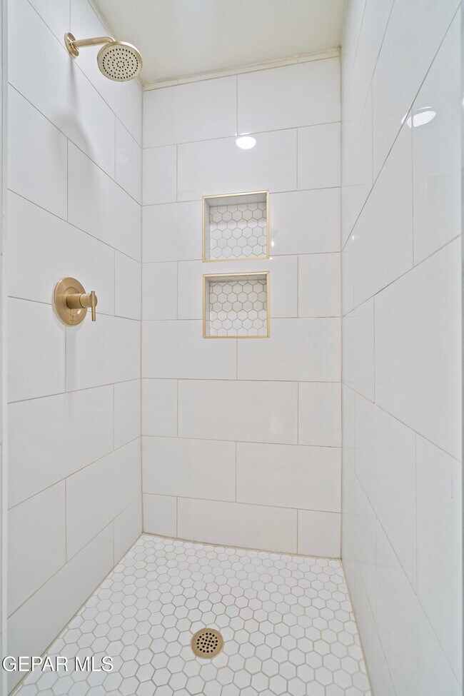 Building Photo - 3760 Loma Jacinto