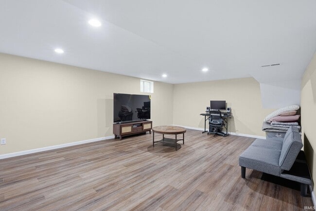 Building Photo - 6290 W State Rd 45