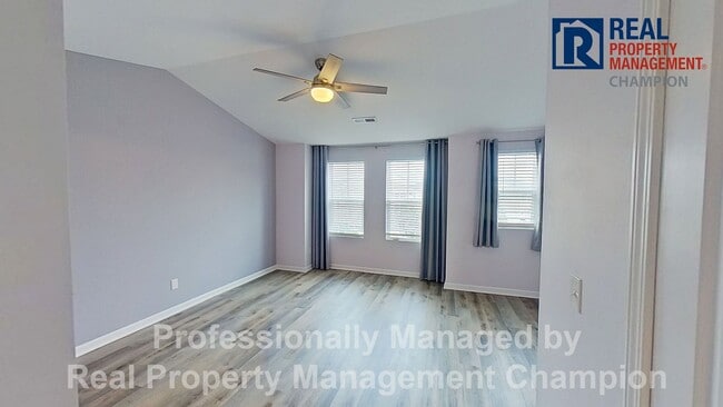 Building Photo - Spacious 3-Story Townhome in the Heart of Carolina Beach — Backs to State Park