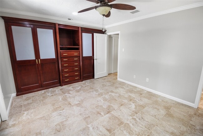 Building Photo - 6 Coralberry Ct