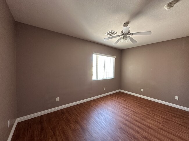 Building Photo - 903 Sterling Thorn Ct