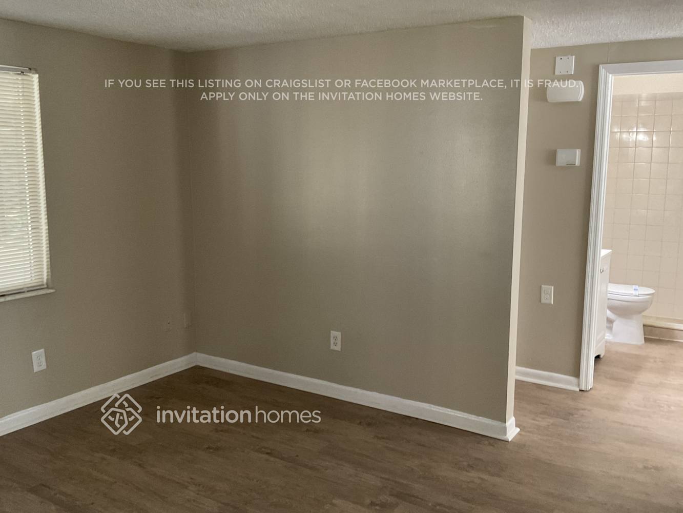 Building Photo - 3208 Saddlebrook Ave