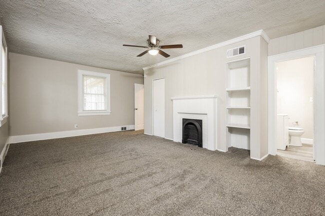 Building Photo - 1221 Azalea Ct