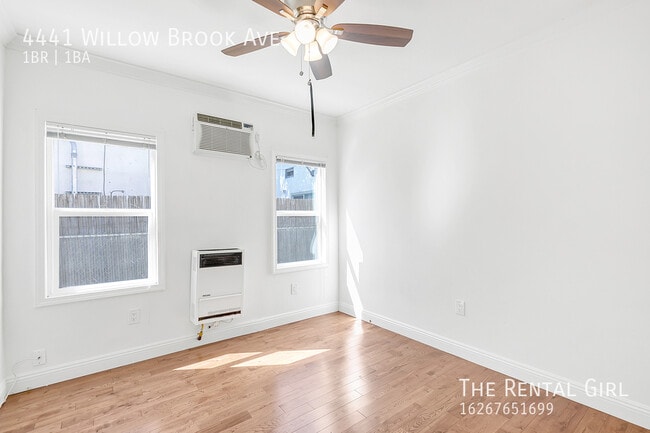 Building Photo - 4441 Willow Brook Ave