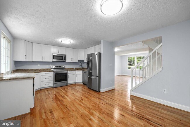 Building Photo - 1632 Barnstead Dr