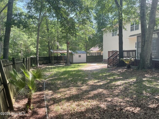 Building Photo - 151 Bayshore Dr