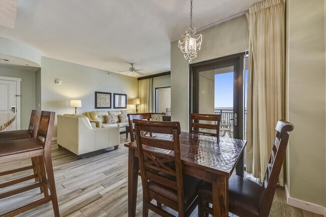 Building Photo - 15100 Front Beach Rd