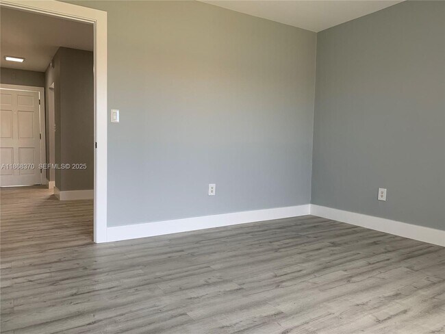 Building Photo - 301 NW 177th St