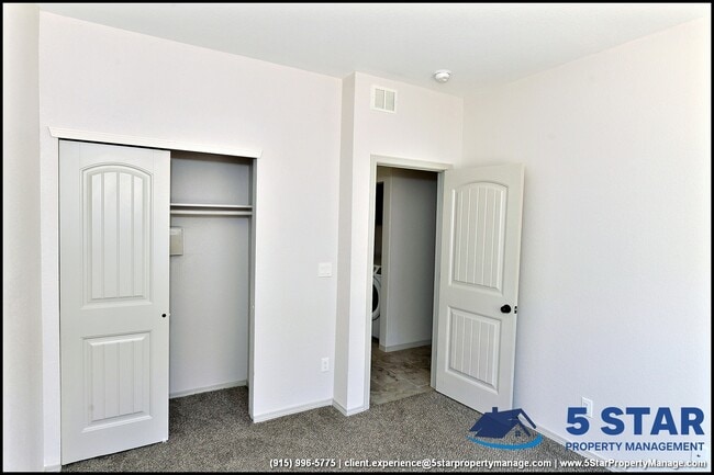 Building Photo - 14945 Tierra Escape Ave