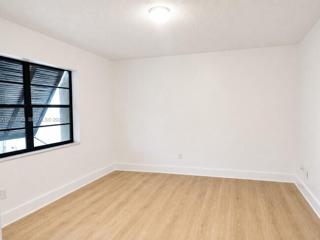 Building Photo - 7985 SW 86th St
