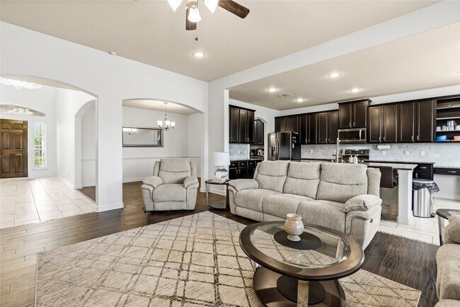 Building Photo - 10126 N Whimbrel Cir