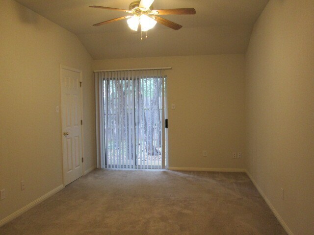 Building Photo - 8713 Talyne Chaise Cir