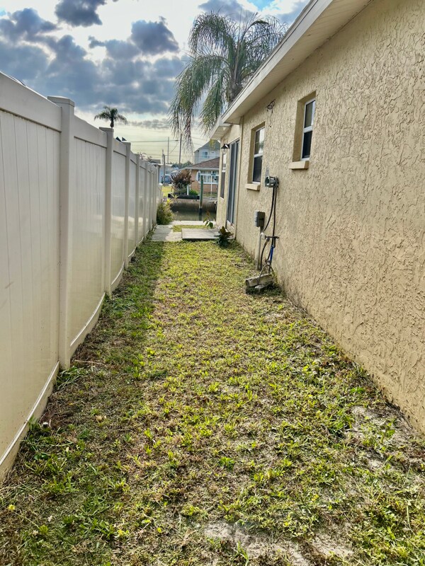 Building Photo - 13802 Coco Ave