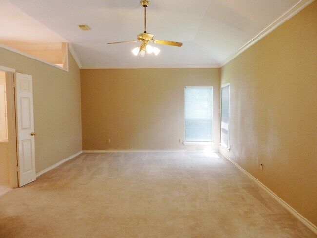 Building Photo - 16611 Colony Terrace Dr