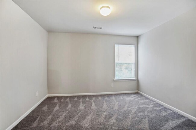 Building Photo - 212 Ridge Valley Dr