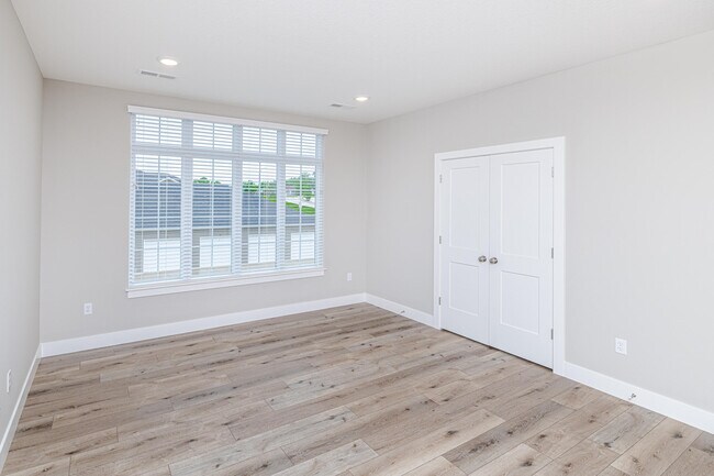 Building Photo - 32 Blue Ridge Rd