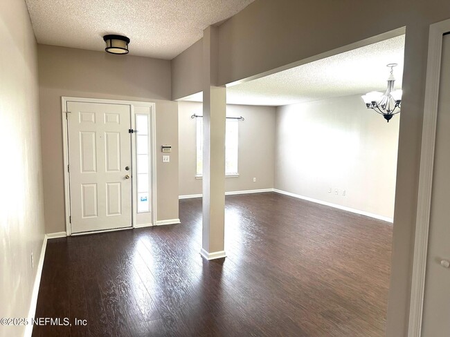 Building Photo - 229 Nadia Michelle Ct N